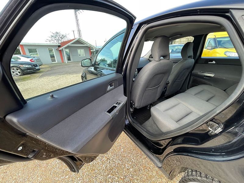 Volvo S40 1.6D 80kw*VYHŘEV.SED*NOVÁ STK* - fotka 13 z 31