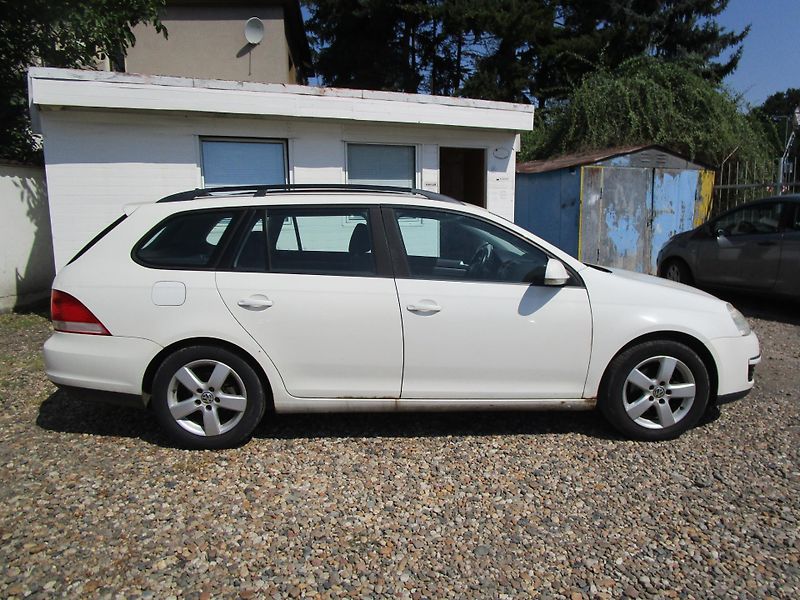 Volkswagen Golf 1,9TDI-77KW - fotka 5 z 14