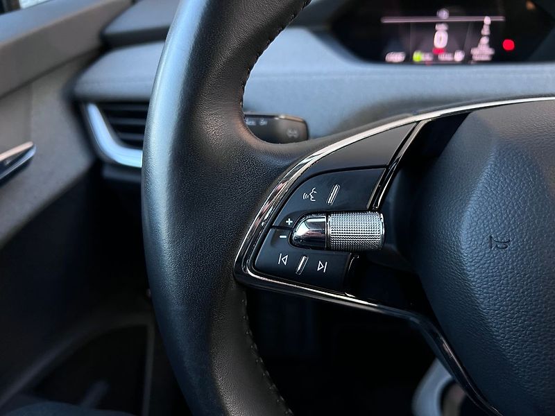 Škoda Enyaq iV 60 132 kW-TAŽNÉ-P.KAMERA - fotka 22 z 49