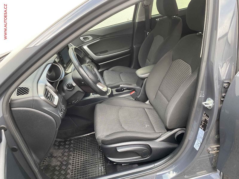 Kia Ceed (2021) 1.5 T-GDi, 1.maj,ČR, Spin - fotka 9 z 18