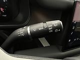 Land Rover Defender 110 D250 X-DYNAMIC HSE 1. maj - náhled 28