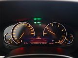 BMW Řada 5 (2019) 520d xDrive, 4X4, Automat - náhled 11