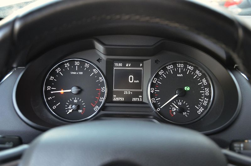 Škoda Octavia (2014) 2.0 TDi 110kW DSG AMB./ TAŽNÉ - fotka 23 z 33