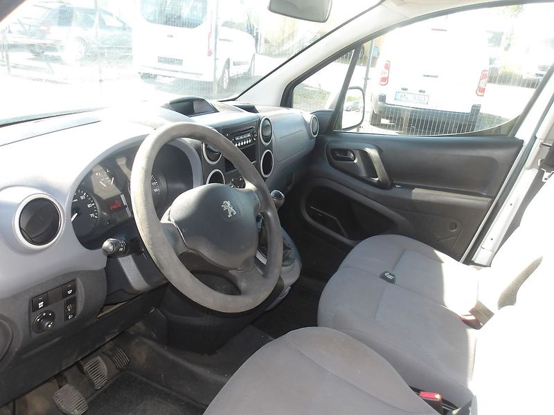 Peugeot Partner 1,6HDi 3 MÍSTA ! NOVÁ STK ! - fotka 13 z 29