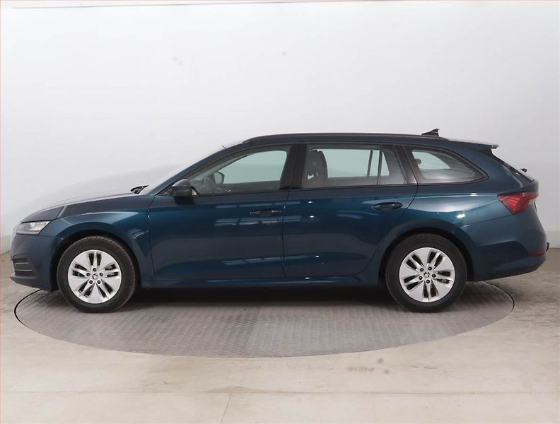 Škoda Octavia (2024) Ambition 2.0 TDI, Automat - fotka 3 z 16