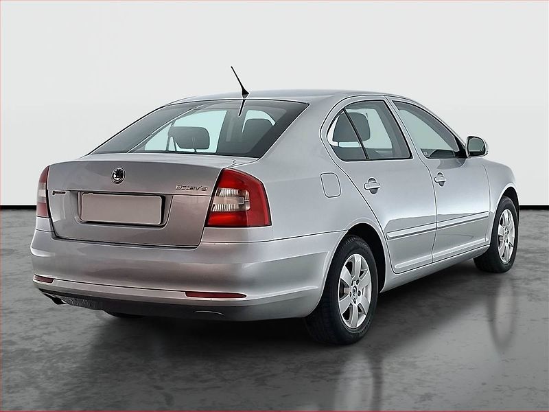 Škoda Octavia (2011) 1.2 TSI, Serv.kniha, po STK - fotka 5 z 16