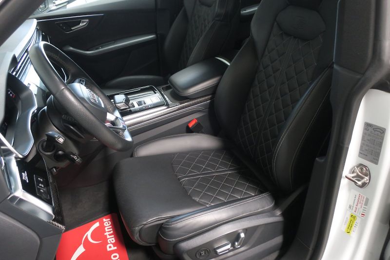 Audi SQ8 (2021) 4,0TDI V8 320 kW quattro - fotka 12 z 50