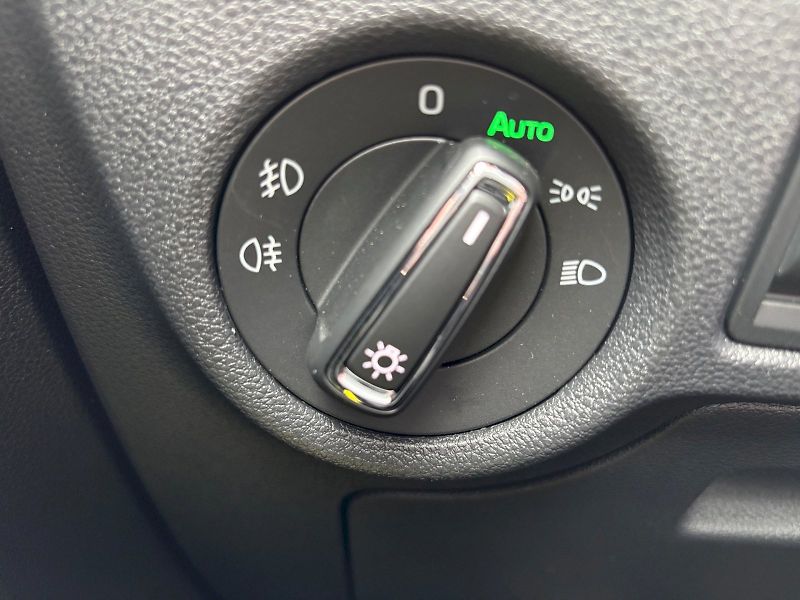 Škoda Kamiq (2025) SELECTION TSI 85/1.0 - fotka 19 z 30