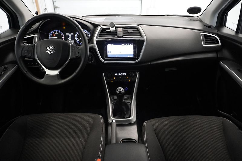 Suzuki SX4 S-Cross  S-CROSS  1,0 BOOSTERJET - fotka 20 z 27