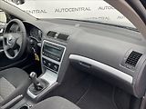 Škoda Octavia 1,2 TSi,77kW,STK 9/28,serv.kn. - náhled 16