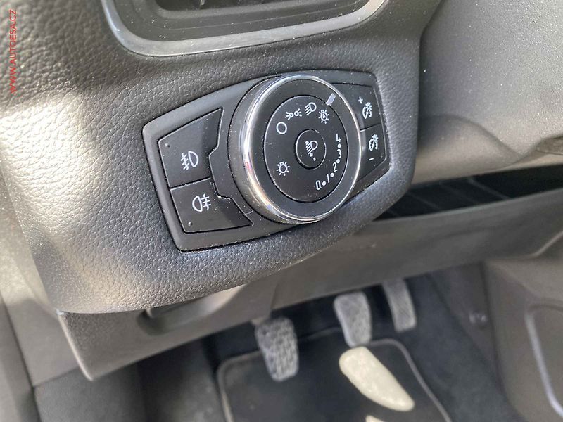 Ford B-MAX (2014) 1.0 EB, Titanium, kamera - fotka 15 z 18