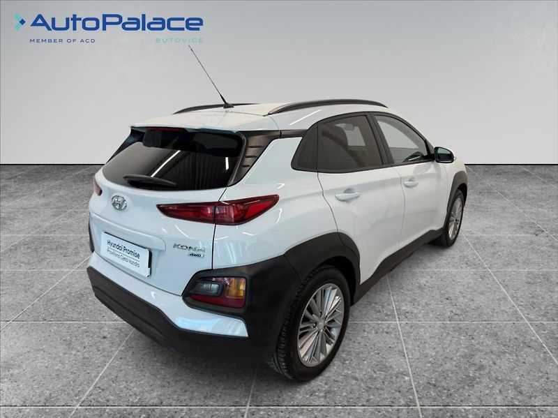Hyundai Kona 1,6 T-GDI COMFORT 4X4 AT - fotka 4 z 18