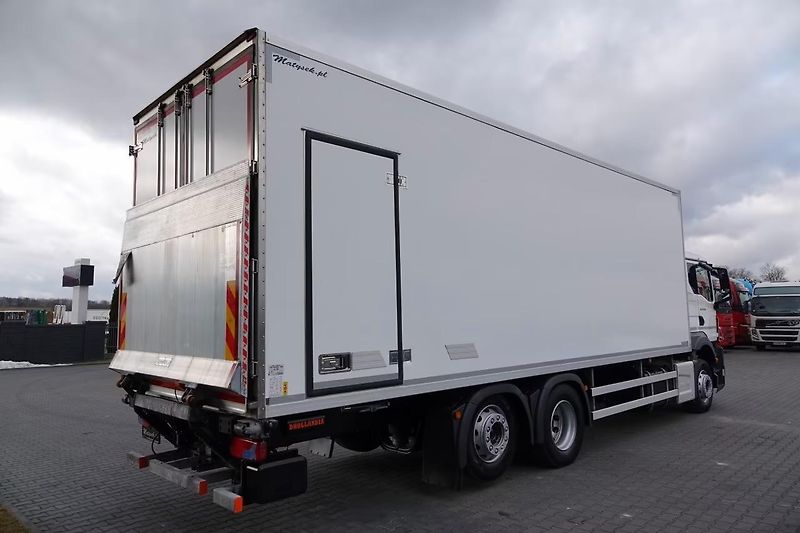 MAN TGS 6x2 mrazák CARRIER 20 pal. - fotka 5 z 16