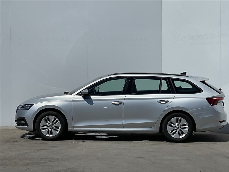 Škoda Octavia 2,0 TDI DSG 4x4 Ambi Plus TZ - fotka 2 z 23