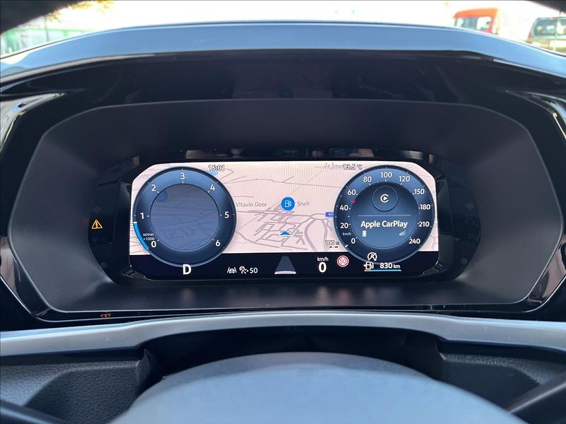 Ford Tourneo Connect 2,0 EcoBlue 90kW Titanium L2 - fotka 27 z 50