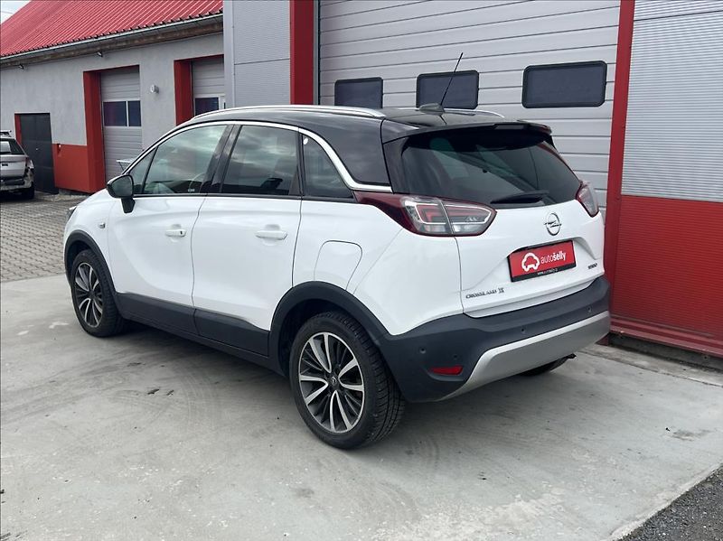 Opel Crossland X 1,2 T Innovation panorama - fotka 3 z 20