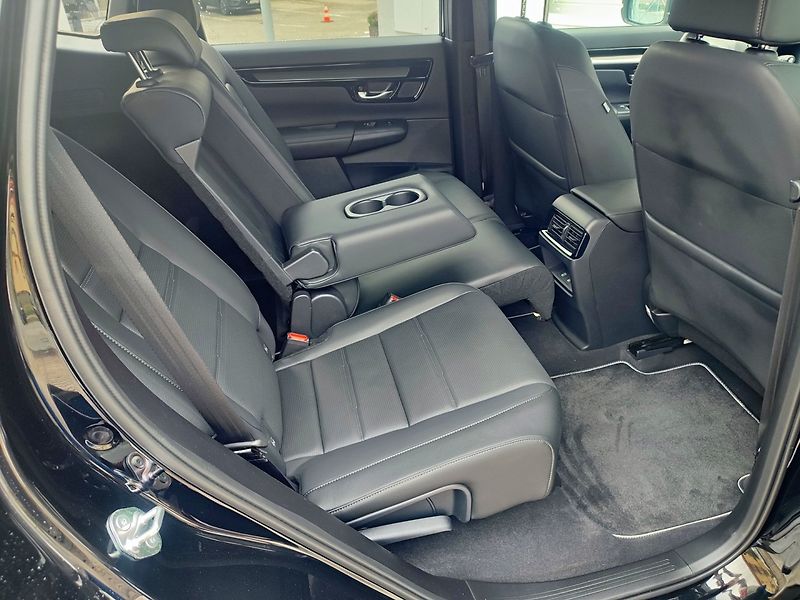 Honda CR-V (2026) 2.0 e:PHEV ADVANCE TECH  BLACK - fotka 29 z 38