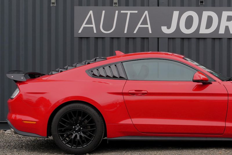 Ford Mustang 5.0 V8 GT, DPH, ACC, Ventilace - fotka 9 z 35