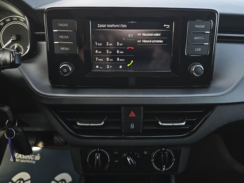 Škoda Scala 1.0TSI 70KW AMBI SmartLink ČR! - fotka 30 z 36