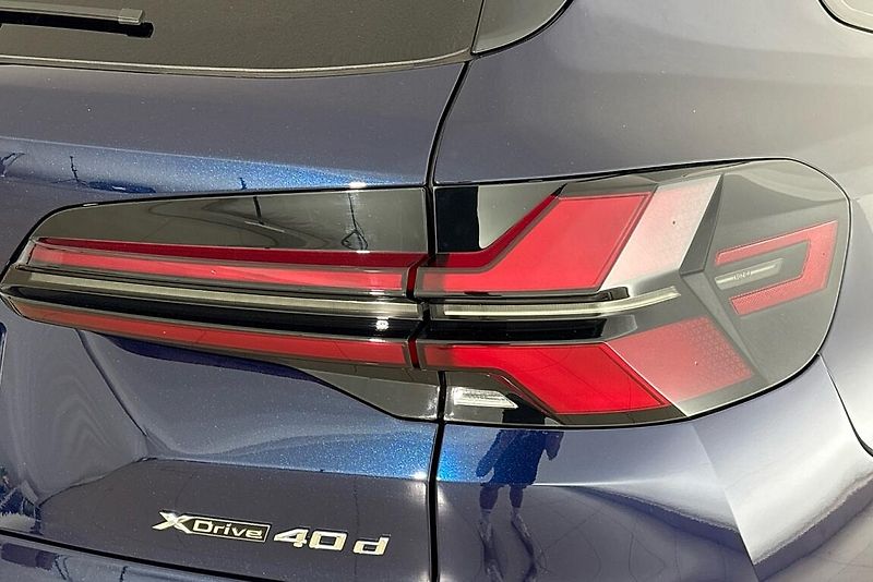 BMW X5 xDrive40d - fotka 5 z 26