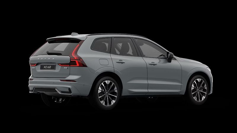 Volvo XC60 (2026) ULTRA DARK, B5 AWD, 184+10 kW - fotka 7 z 12
