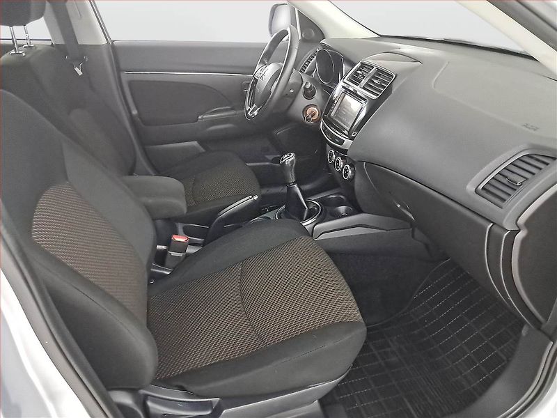 Mitsubishi ASX (2017) 1.6 MIVEC, LPG, Navi, Tempomat - fotka 9 z 25