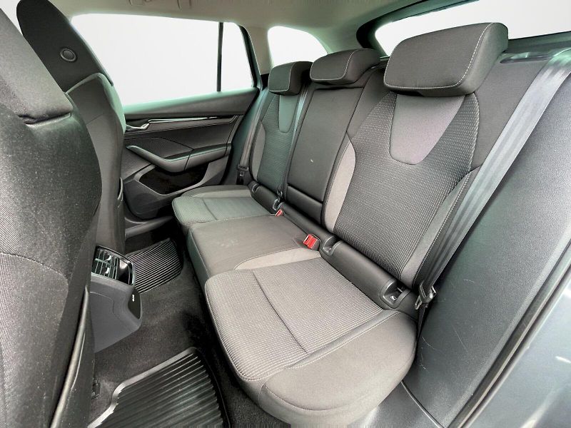 Škoda Octavia (2024) 1.5 TSI e-TEC 110kW DSG Select - fotka 24 z 35