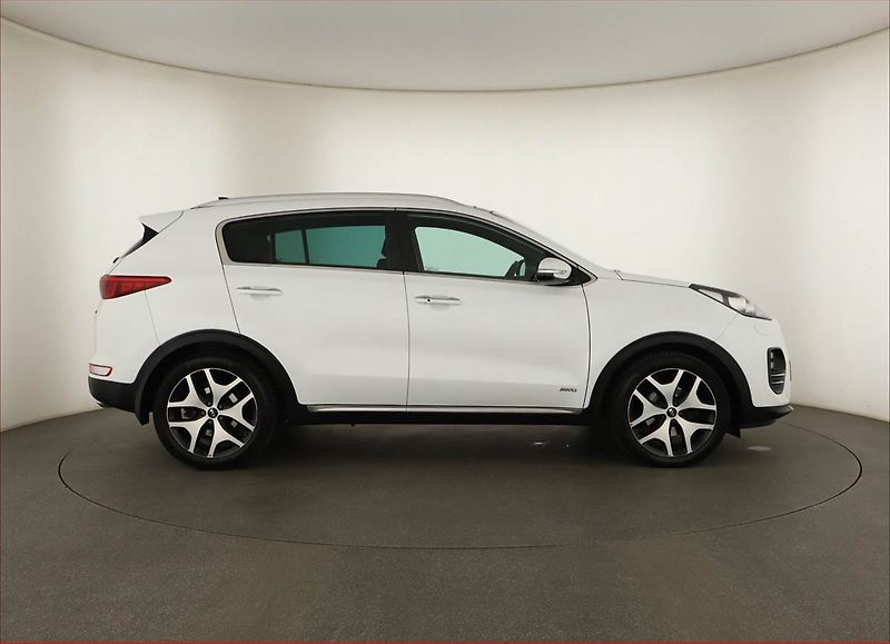 Kia Sportage (2016) 2.0 CRDi, 4X4, Automat, Kůže - fotka 6 z 19