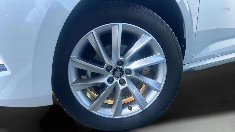 Škoda Kamiq Top Selection 1,0TSI 85kW DSG/ - fotka 27 z 27