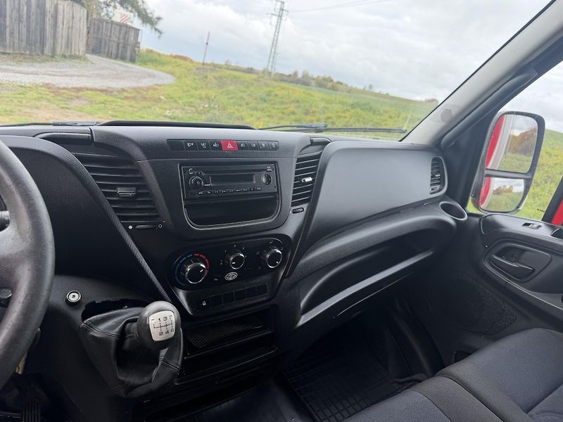 Iveco Daily (2018) 50C16 3.0TDi 4,6m x 2,25m - fotka 7 z 10