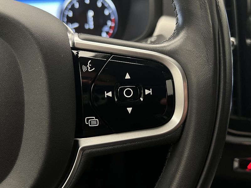 Volvo V90 T5 AWD PLUS AUT - fotka 24 z 44