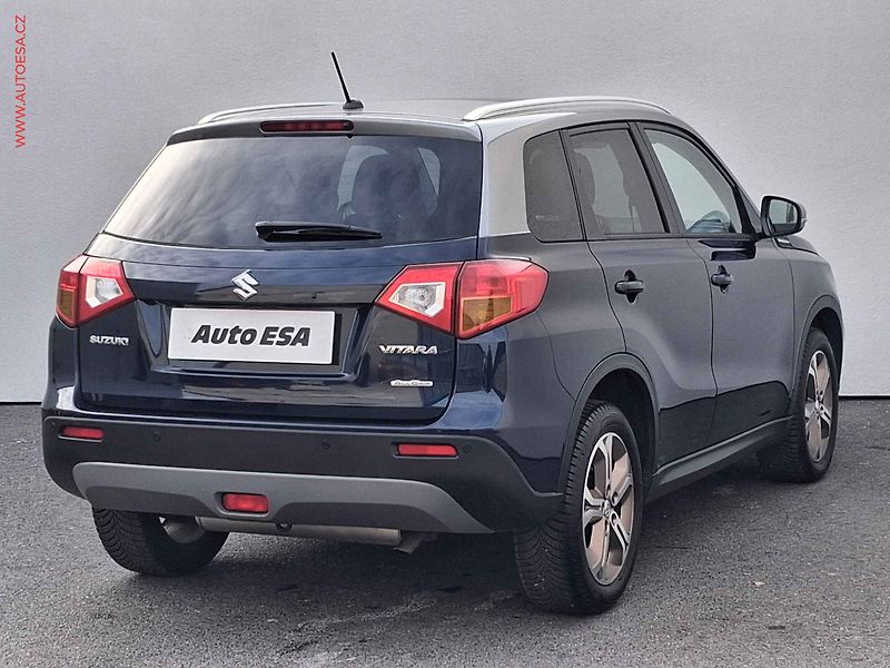 Suzuki Vitara (2018) 1.6 VVT AllGrip, Comfort - fotka 4 z 19