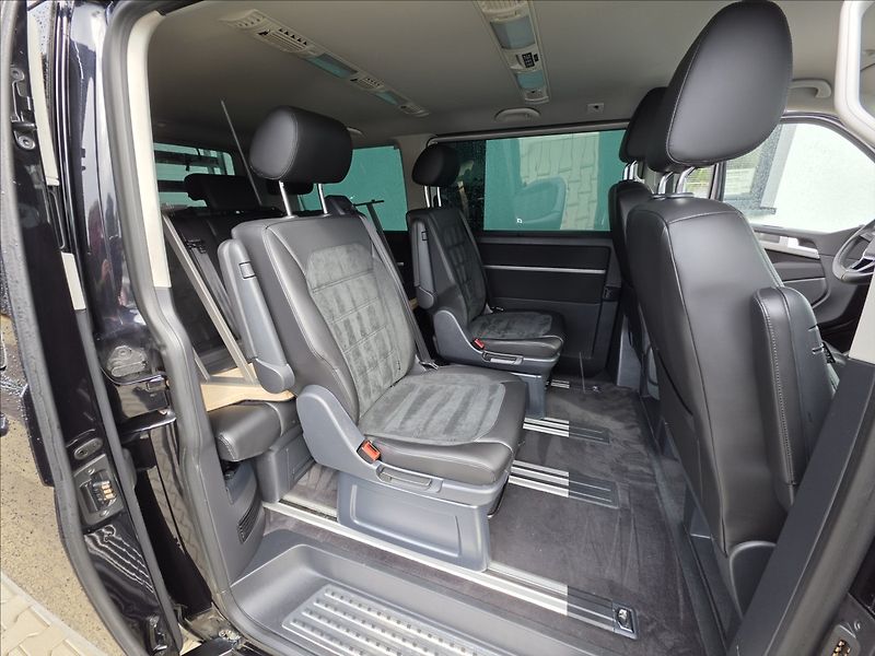 Volkswagen Multivan 2,0 TDi DSG BULLI KŮŽE 7 míst - fotka 32 z 50