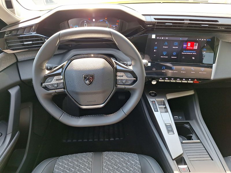 Peugeot 408 (2026) ALLURE Hybrid 145 e-DCS6 - fotka 10 z 16