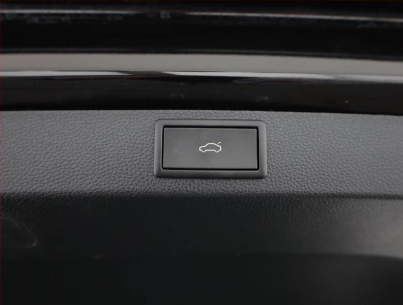 Škoda Karoq (2024) 2.0 TDI - fotka 18 z 20