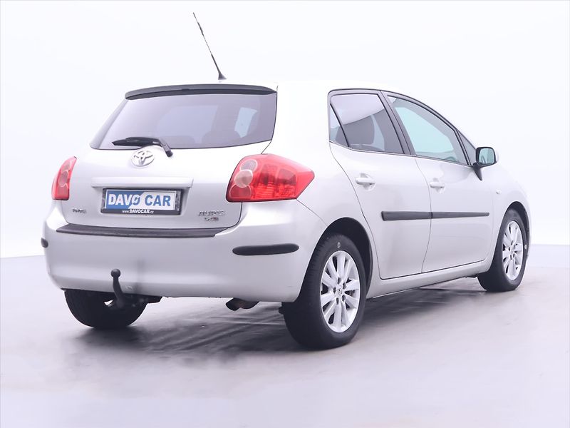 Toyota Auris 2,0 D-4D 93kW Xenon Tažné - fotka 7 z 29