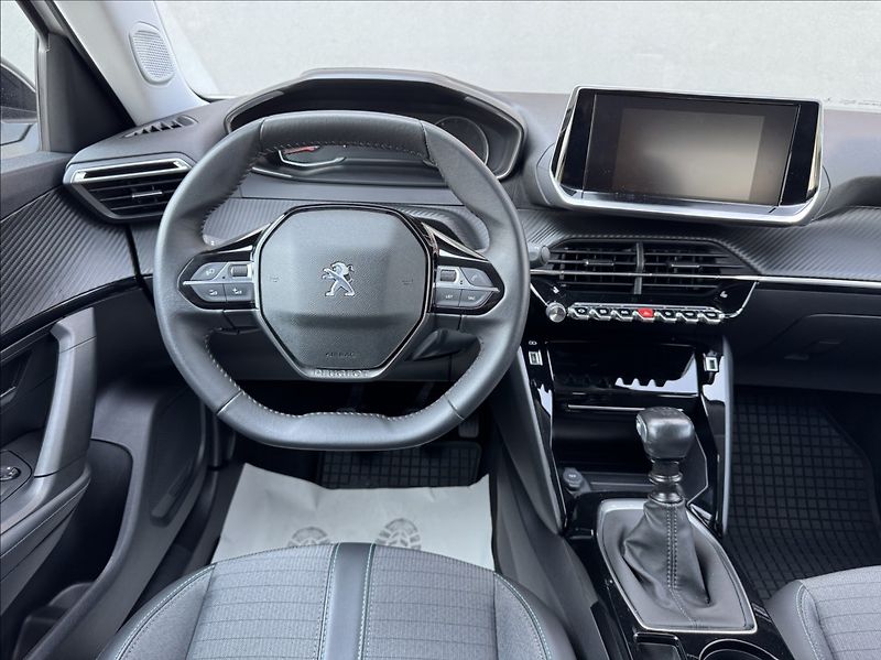 Peugeot 2008 1,2 i ALLURE DPH 1.maj původČR - fotka 25 z 50