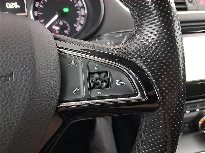 Škoda Octavia (2016) 2.0 TDI, Automat, Navi - fotka 18 z 20