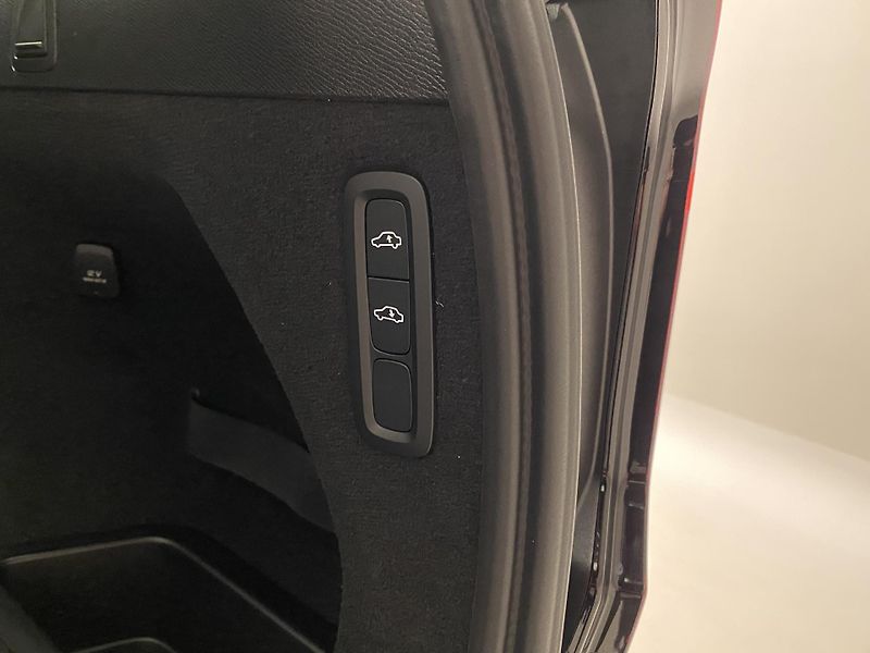 Volvo XC90 (2026) B5 AWD AUT BRIGHT PLUS 7míst - fotka 22 z 70