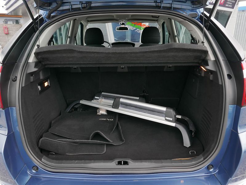 Citroën C4 Picasso 1,6 e-HDi Navi REZERVACE - fotka 13 z 43