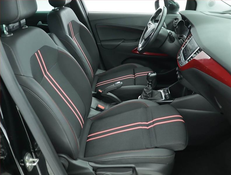 Opel Crossland X (2021) GS Line 1.5 CDTI, Serv.kniha - fotka 9 z 15
