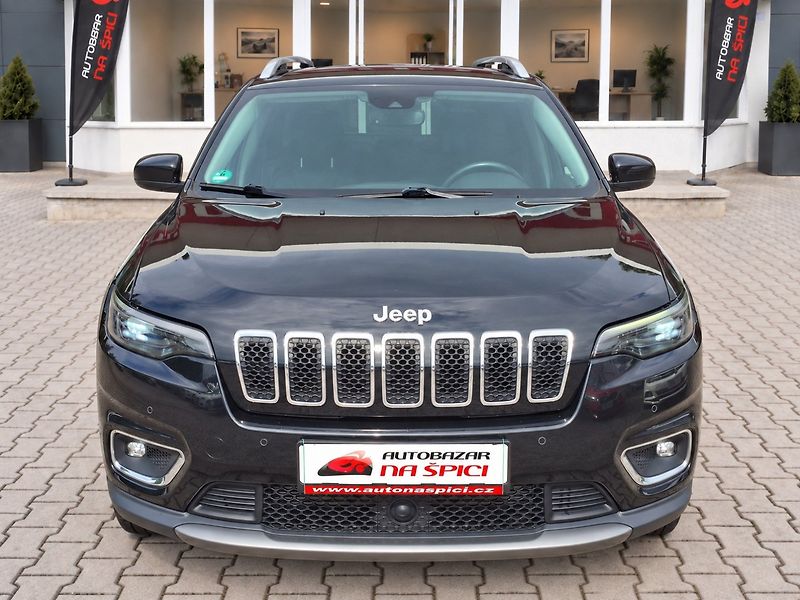 Jeep Cherokee (2019) 2.2M-JET 143kW 4X4 LIMITED - fotka 3 z 43