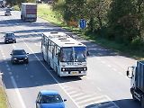 Posledním vyřazeným kloubovým autobusem Ikarus 280 u nás byl modernizovaný vůz provozovaný v Táboře.
