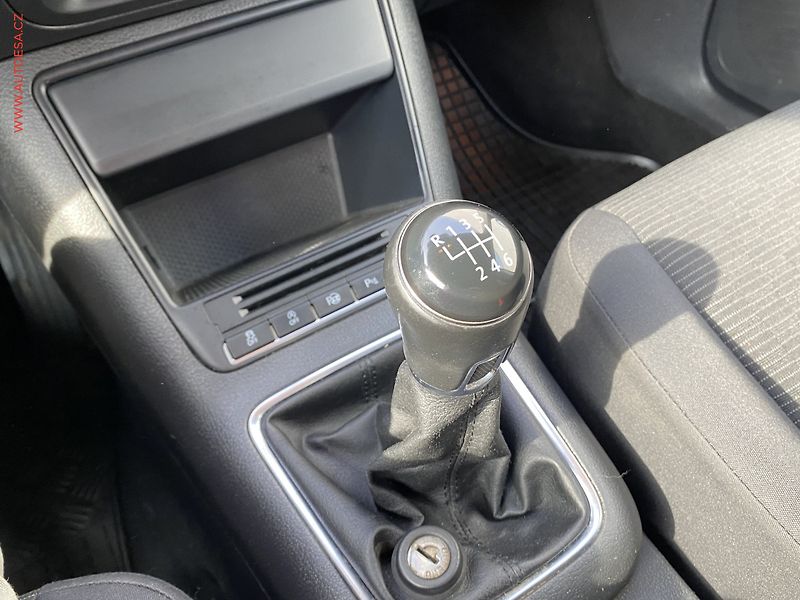 Volkswagen Tiguan (2012) 2.0TDi, ČR, Trend&Fun, TZ - fotka 16 z 17