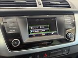 Škoda Fabia 1,2 TSi, 1.maj,klimatronic, BT - náhled 18