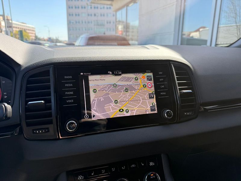 Škoda Karoq Sportline 2.0 TDI 110kw DSG 4x - fotka 12 z 26