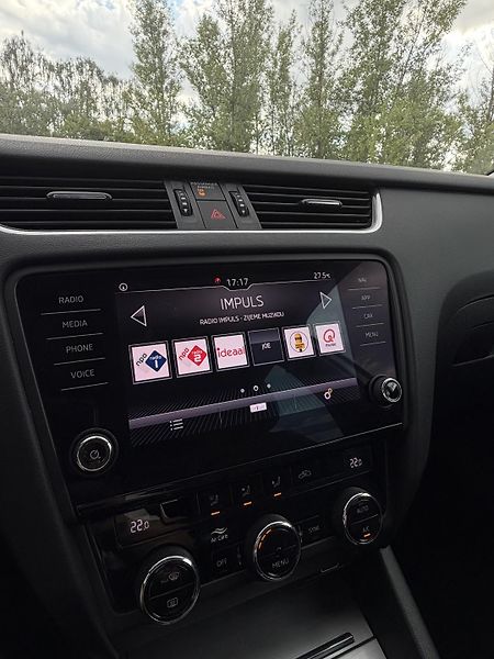 Škoda Octavia (2019) 1. Majitel, Dovoz - fotka 15 z 21