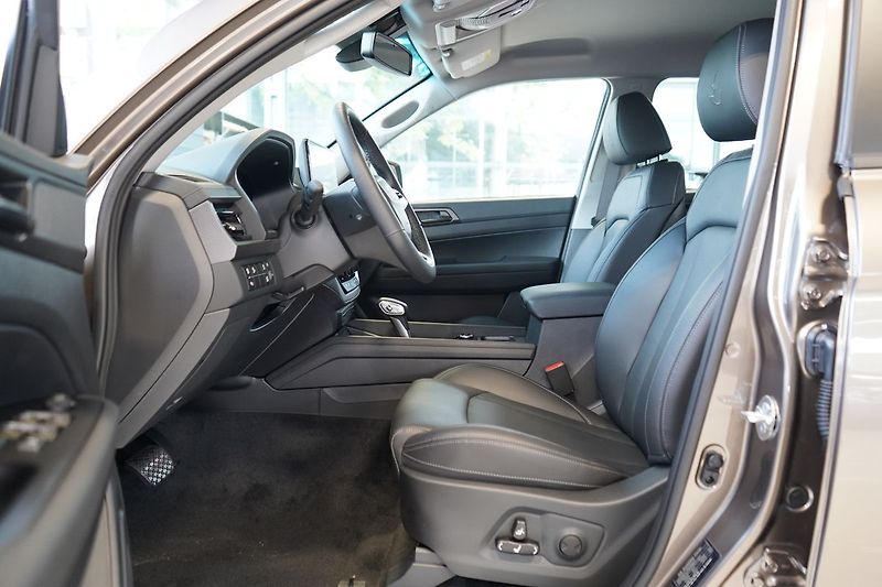Ostatní PREMIUM 2.2 Diesel E-XDI 72225 - fotka 18 z 35