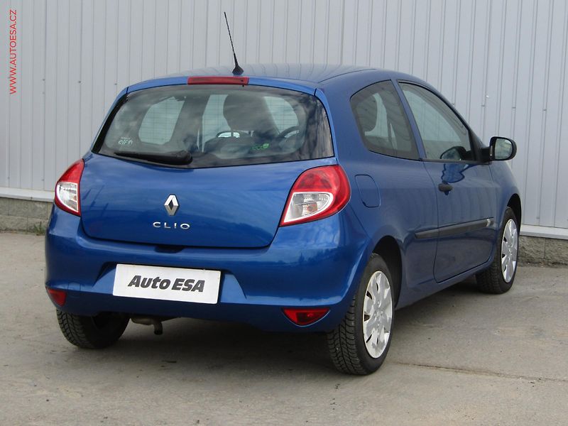 Renault Clio (2009) 1.2 i, ČR, AC, STK3/28 - fotka 4 z 15