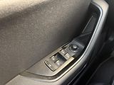 Škoda Superb 2.0 TDI 4x4 DSG / 140 kW Style - náhled 13